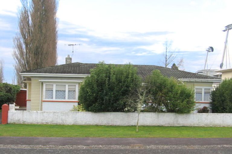 Photo of property in 16 Avon Street, Frankton, Hamilton, 3204