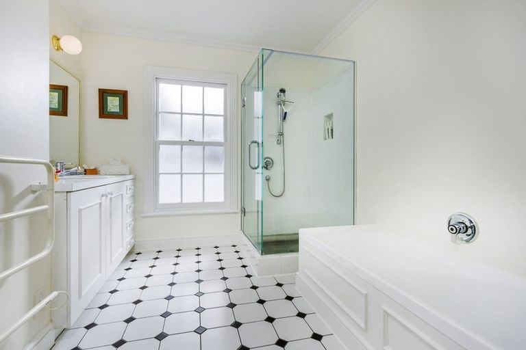 Photo of property in 23 Ewen Street, Hauraki, Auckland, 0622