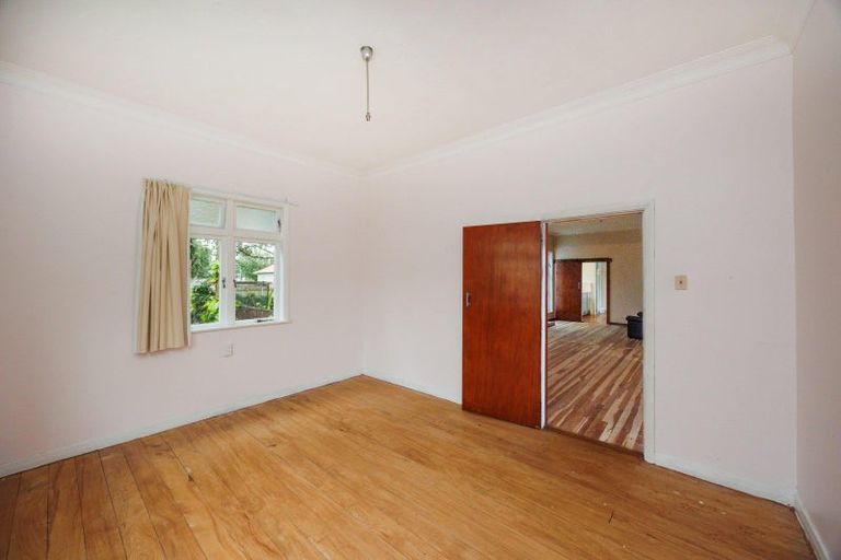 Photo of property in 9 Liverpool Street, Levin, 5510