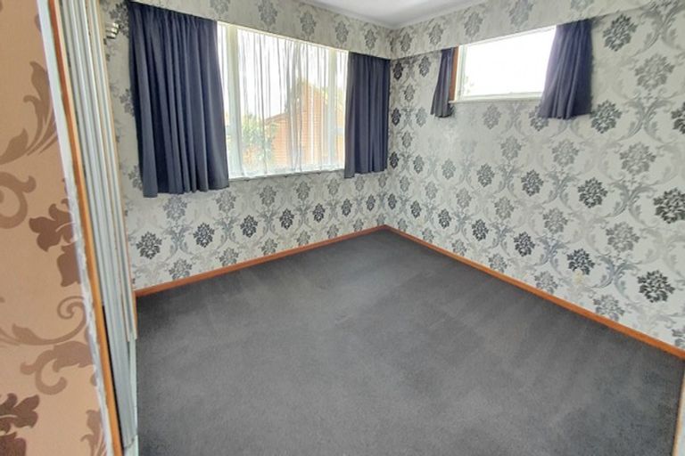 Photo of property in 35 Hartley Terrace, Massey, Auckland, 0614