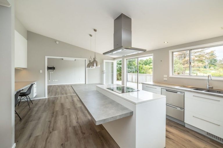 Photo of property in 16 Hickson Street, Featherston, 5710