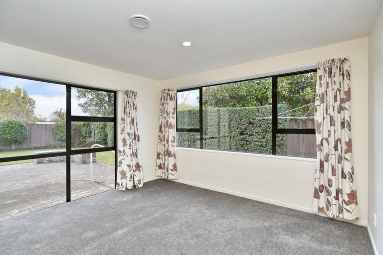 Photo of property in 8 Regent Avenue, Rangiora, 7400
