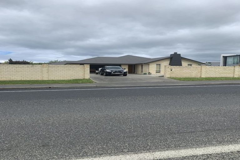 Photo of property in 1 Main Road, Fairfield, Dunedin, 9018
