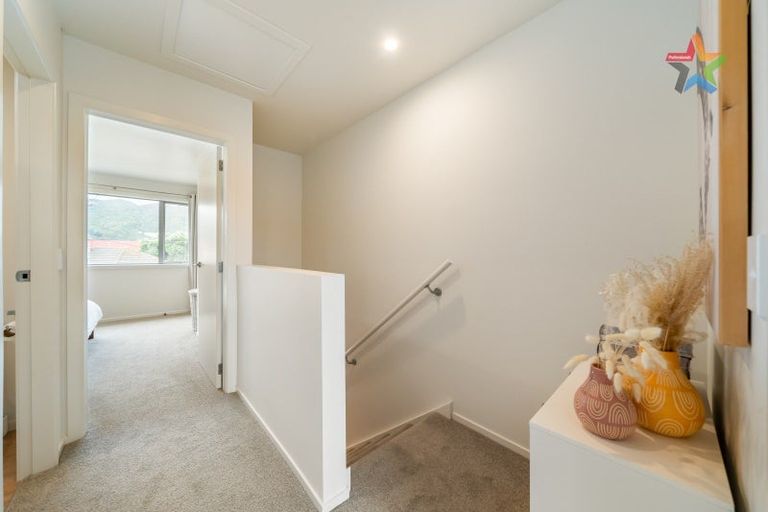 Photo of property in 23b Barber Grove, Moera, Lower Hutt, 5010