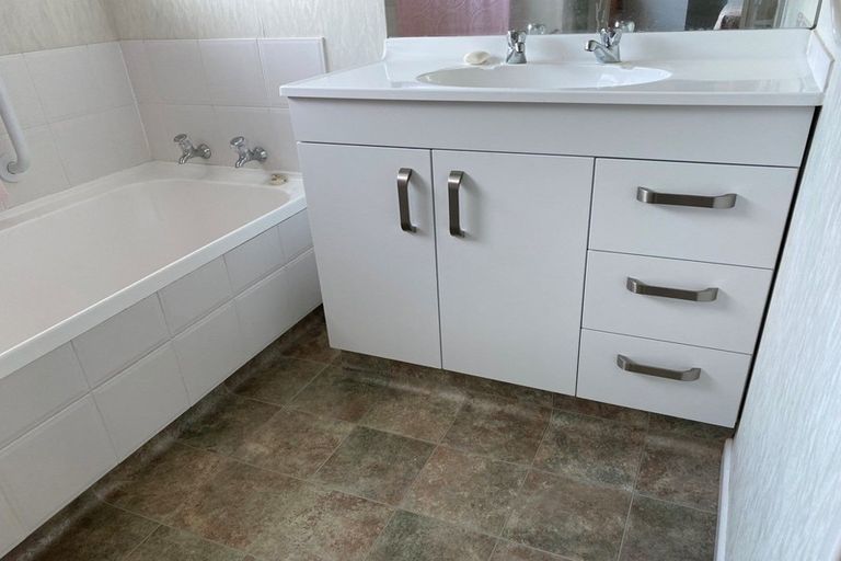 Photo of property in 18a Emmett Street, Greerton, Tauranga, 3112