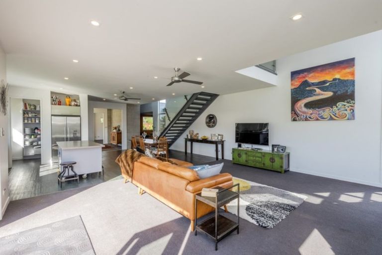 Photo of property in 24 Okarito Avenue, Levin, 5510
