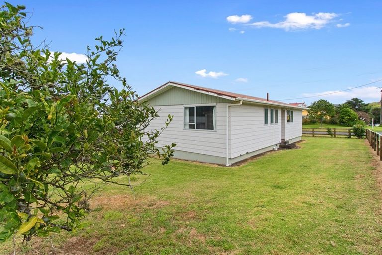 Photo of property in 1066 Pouewe Street, Kawhia, 3889