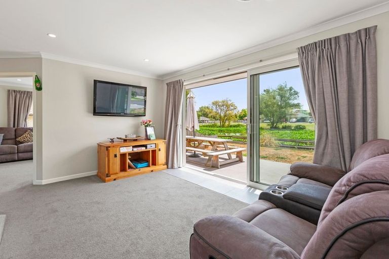 Photo of property in 6 Brian Curle Close, Huntly, 3700