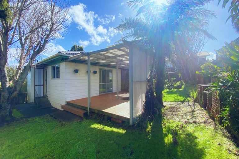 Photo of property in 4 Tree View Avenue, Glenfield, Auckland, 0629