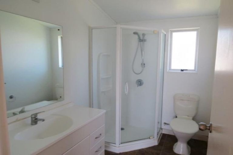 Photo of property in 11 Belt Road, Moturoa, New Plymouth, 4310