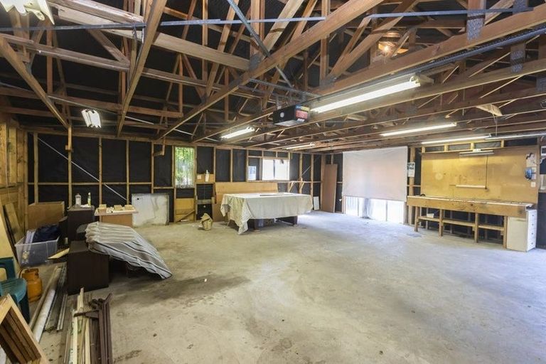 Photo of property in 215 Mairehau Road, Burwood, Christchurch, 8083