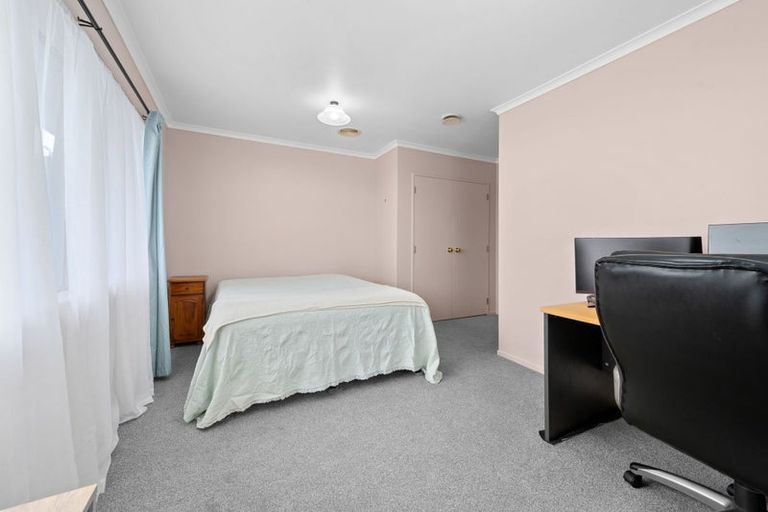 Photo of property in 50 Tuirangi Street, Flagstaff, Hamilton, 3210