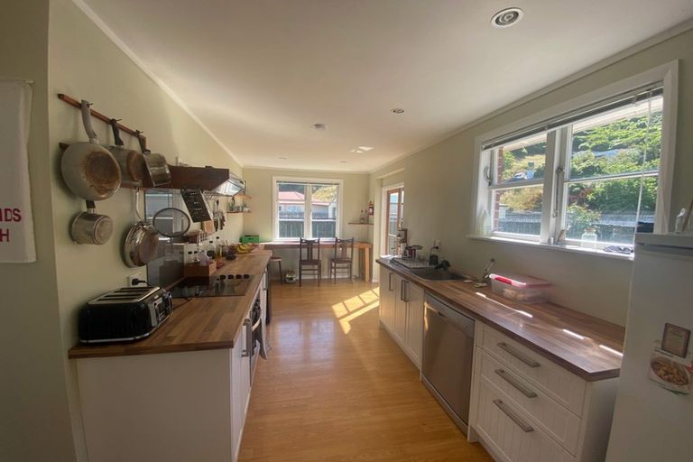 Photo of property in 1/402 Cambridge Terrace, Naenae, Lower Hutt, 5011