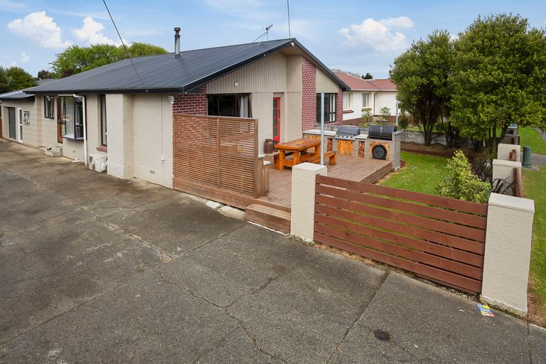 Photo of property in 15 Holloway Street, Waikiwi, Invercargill, 9810