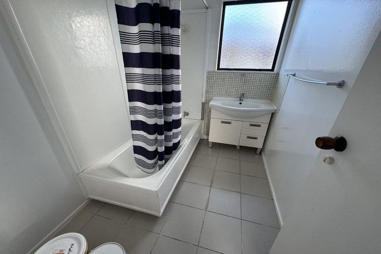 Photo of property in 3/327 Weymouth Road, Weymouth, Auckland, 2103