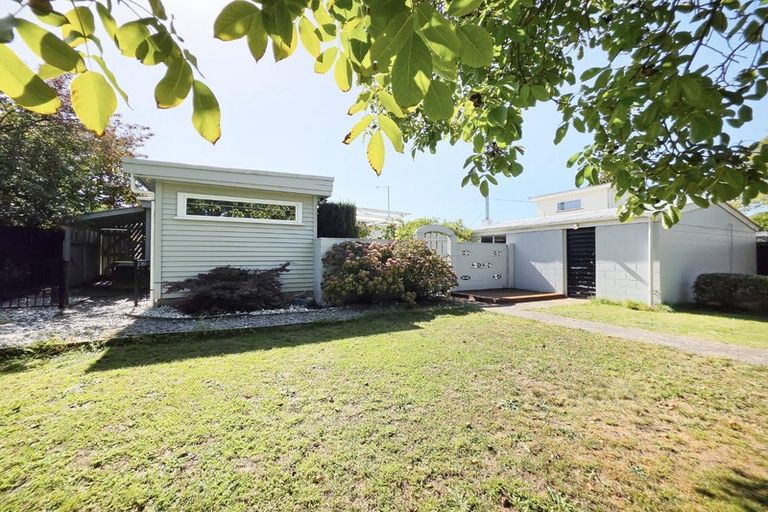 Photo of property in 6 Travis Road, Burwood, Christchurch, 8083