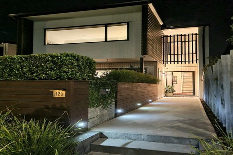 Photo of property in 125 Buckley Avenue, Hobsonville, Auckland, 0616