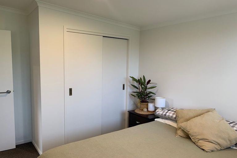 Photo of property in 2/28 Bayly Road, Moturoa, New Plymouth, 4310