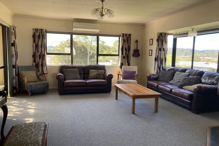 Photo of property in 127 Paramount Parade, Tikipunga, Whangarei, 0112