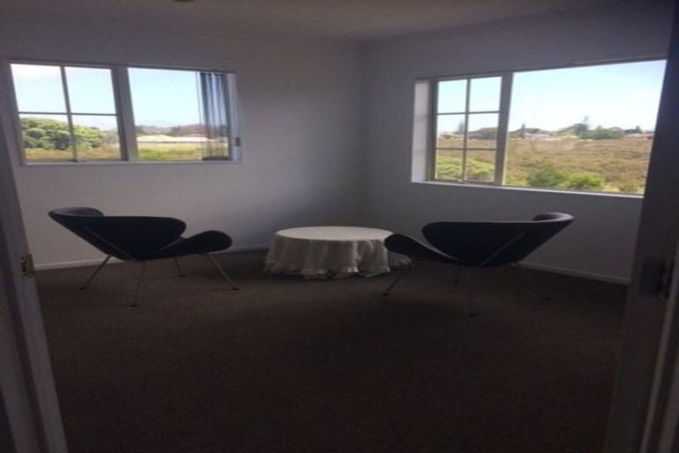 Photo of property in 12 Parkstone Place, Favona, Auckland, 2024