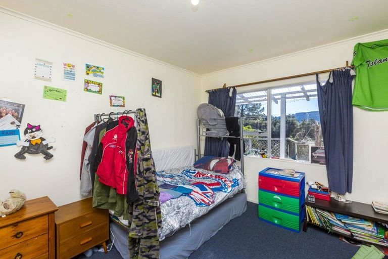 Photo of property in 99a Bird Grove, Stokes Valley, Lower Hutt, 5019