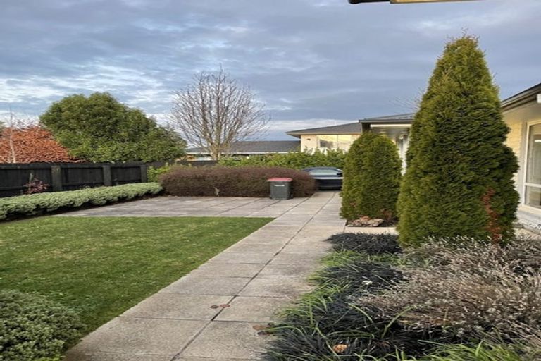 Photo of property in 2/7b Camrose Place, Ilam, Christchurch, 8041