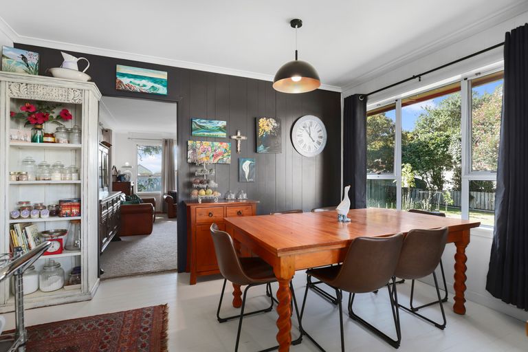 Photo of property in 30 Second Avenue, Waihou, Te Aroha, 3393