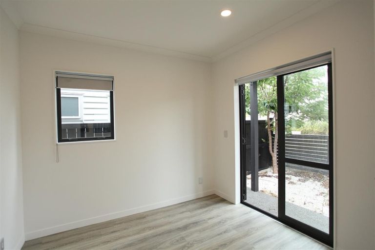 Photo of property in 8 Blackbird Lane, Hobsonville, Auckland, 0616