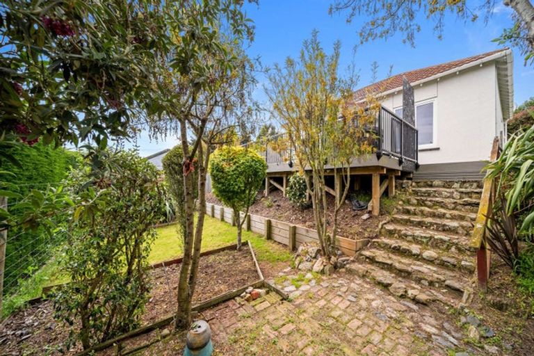 Photo of property in 28 Chatham Street, Waihola, Milton, 9073