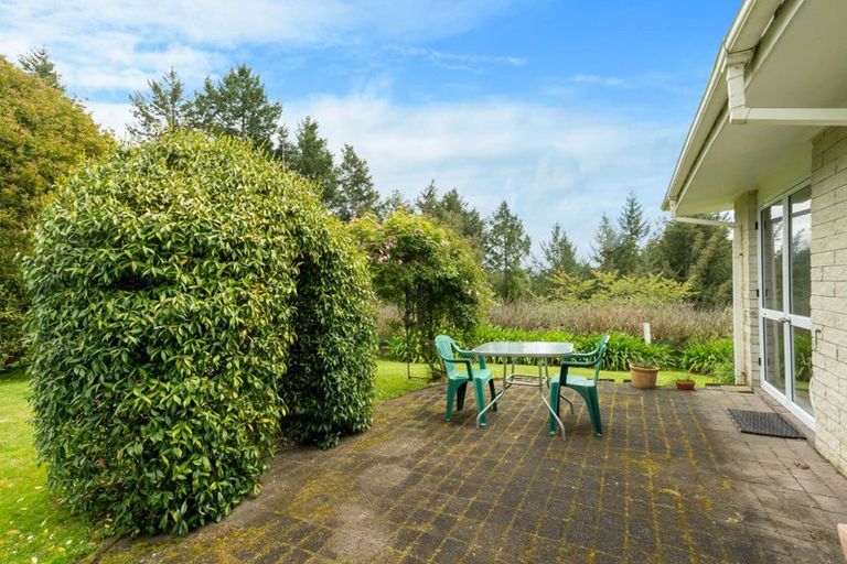 Photo of property in 6b Haratua Place, Springfield, Rotorua, 3015