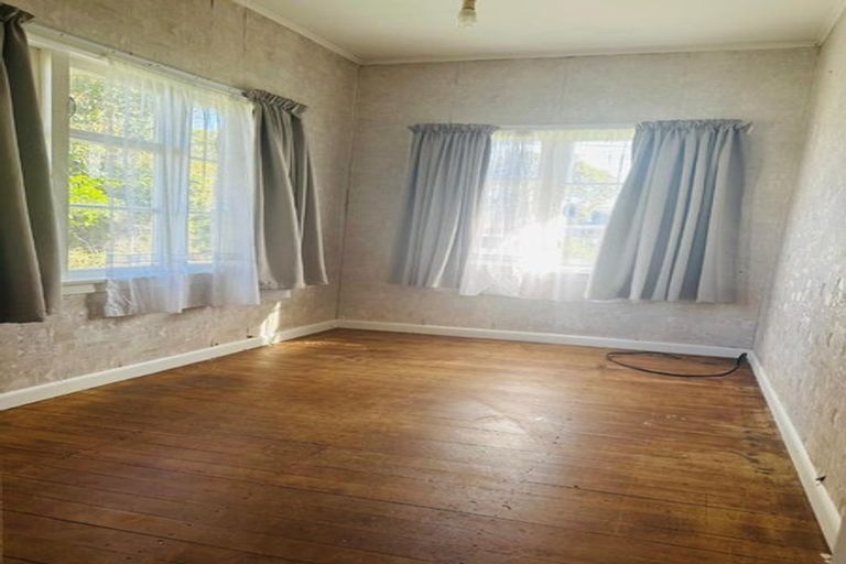 Photo of property in 30 Vine Street, Mangere East, Auckland, 2024
