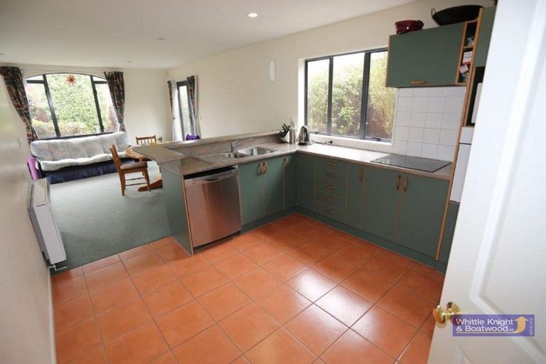 Photo of property in 107a Peverel Street, Riccarton, Christchurch, 8041