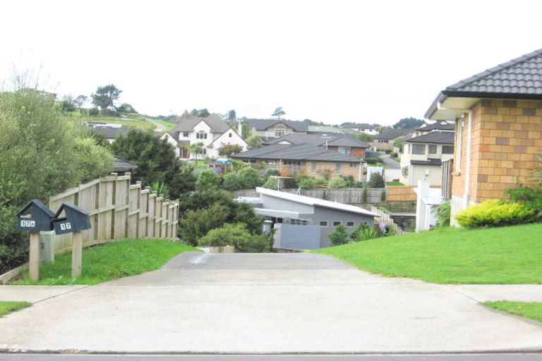 Photo of property in 15 Phoenicia Court, The Gardens, Auckland, 2105
