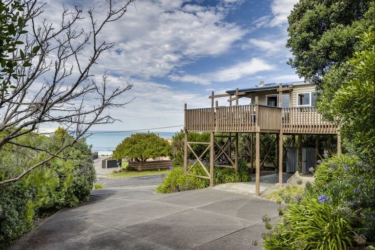 Photo of property in 213 Harper Road, Waimarama, 4294