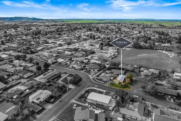 Photo of property in 1 Barnett Place, Te Puke, 3119