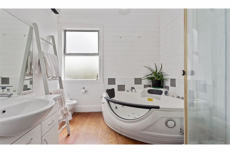 Photo of property in 610 Woodside Road, Coopers Creek, Oxford, 7495