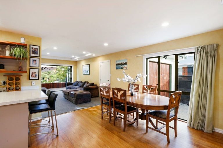 Photo of property in 16 Cranwell Place, Hillcrest, Hamilton, 3216