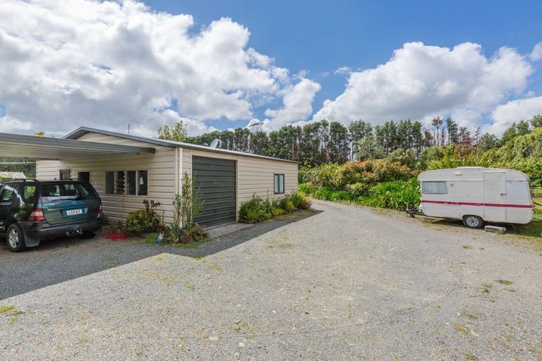 Photo of property in 118 Wiroa Road, Kerikeri, 0293