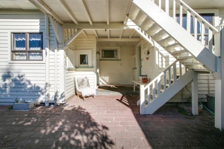 Photo of property in 7 Mcdonald Street, Napier South, Napier, 4110