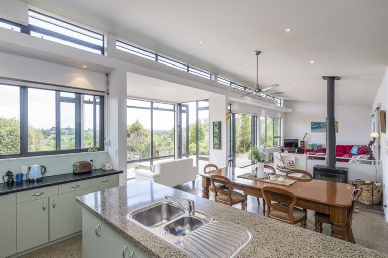 Photo of property in 238 Huia Street, Waikanae, 5391