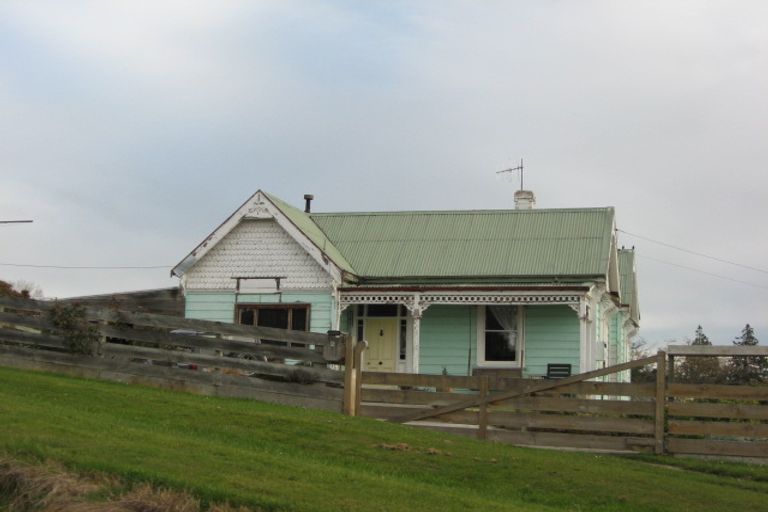 Photo of property in 6 Hill Street, Lawrence, 9532