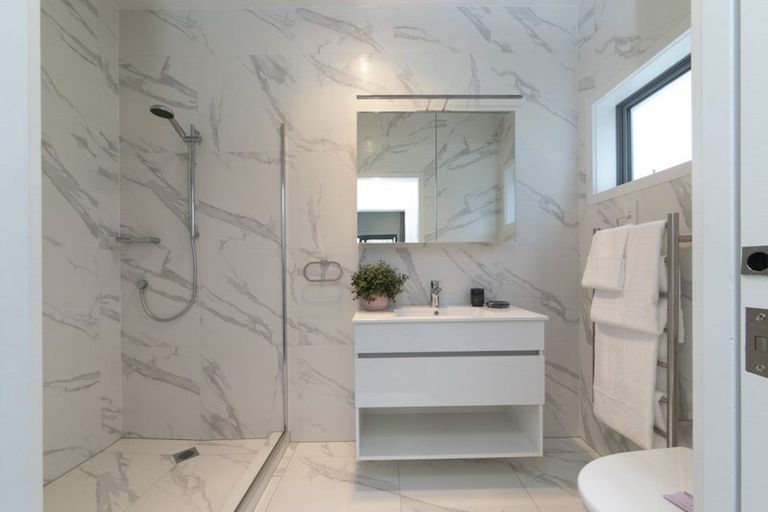 Photo of property in 20 Duke Street, Riverhead, 0820