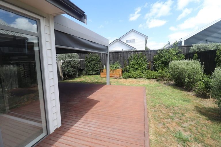 Photo of property in 9 Touhou Road, Hobsonville, Auckland, 0616