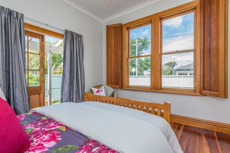 Photo of property in 49 Tama Street, Alicetown, Lower Hutt, 5010