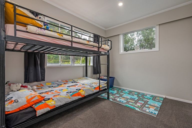 Photo of property in 36 Pinedale Parade, Milson, Palmerston North, 4414