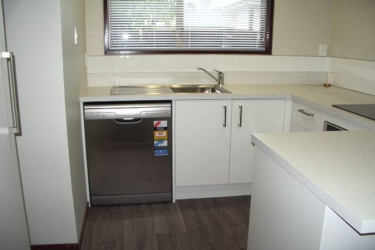 Photo of property in 1/204 Grimseys Road, Redwood, Christchurch, 8051