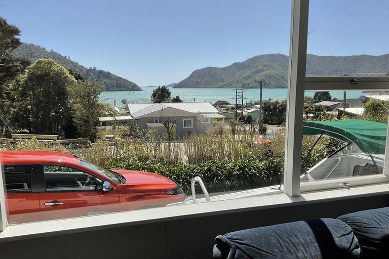 Photo of property in 22 Old Mill Road, Okiwi Bay, 7193