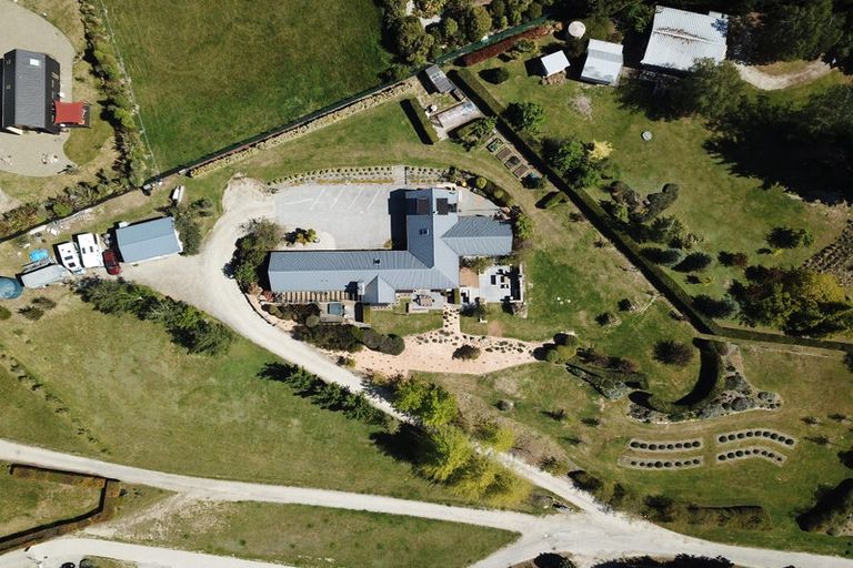Photo of property in 137 Anderson Road, Wanaka, 9305
