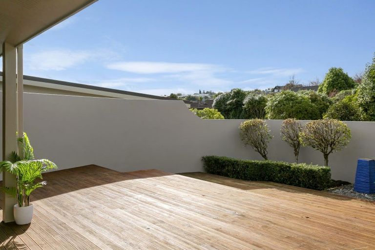 Photo of property in 29 Harvey Street, Waipahihi, Taupo, 3330