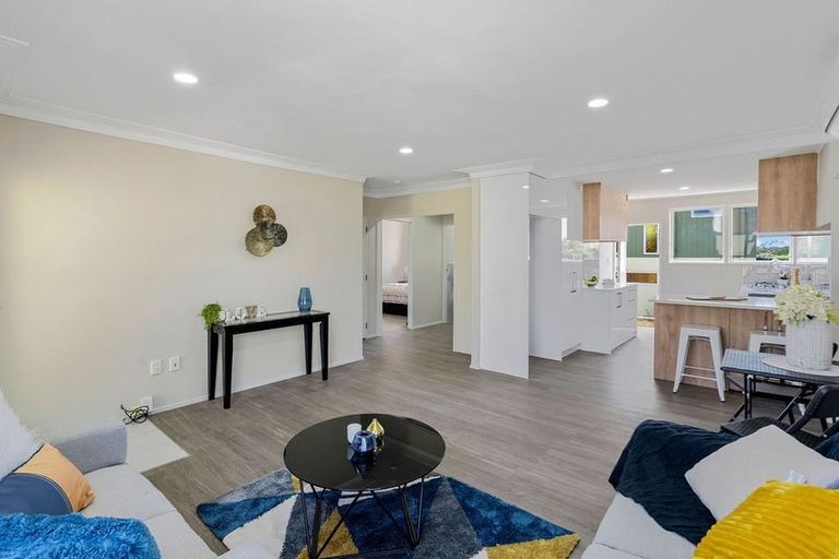 Photo of property in 3/8 Akehurst Avenue, New Lynn, Auckland, 0600